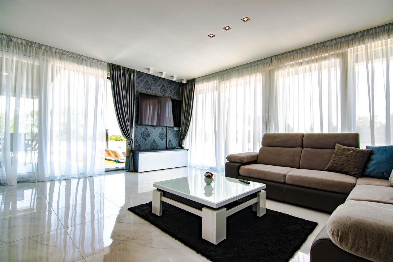 Villa Evoque - Adriatic Luxury Villas زادار المظهر الخارجي الصورة